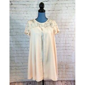 Forever 21 Dress Short Sleeve Peach Beaded Shoulders Baby Doll Size XS